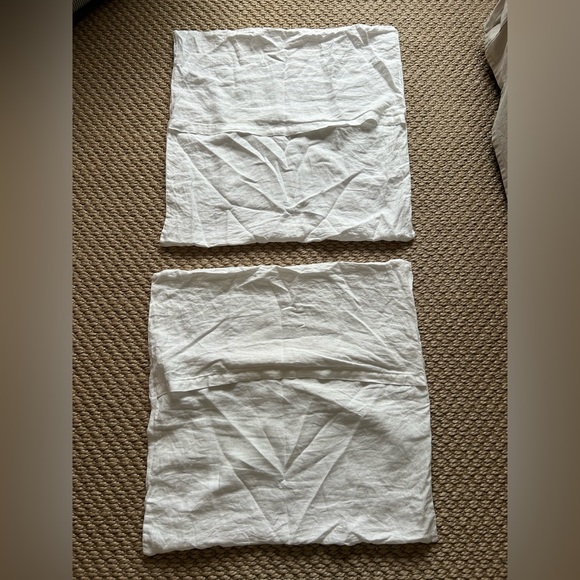 West Elm White European Flax Linen Euro Shams (Set of 2) - Picture 4 of 8